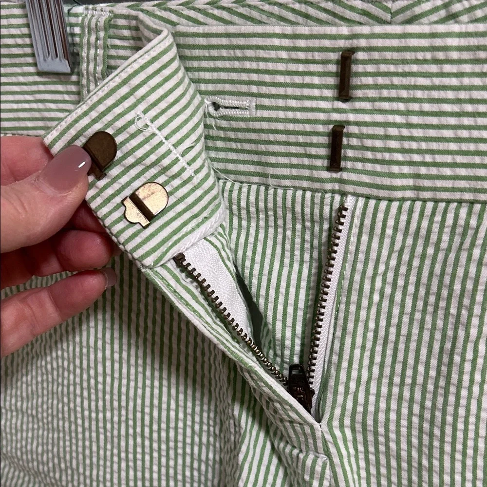 J. Crew Preppy Y2K Vintage Light Green Seersucker Bermuda Shorts City Fit